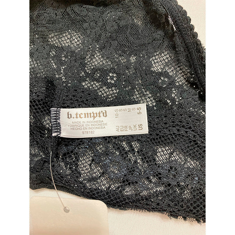b.tempt'd by Wacoal Lace Kiss Bikini Panty Night S