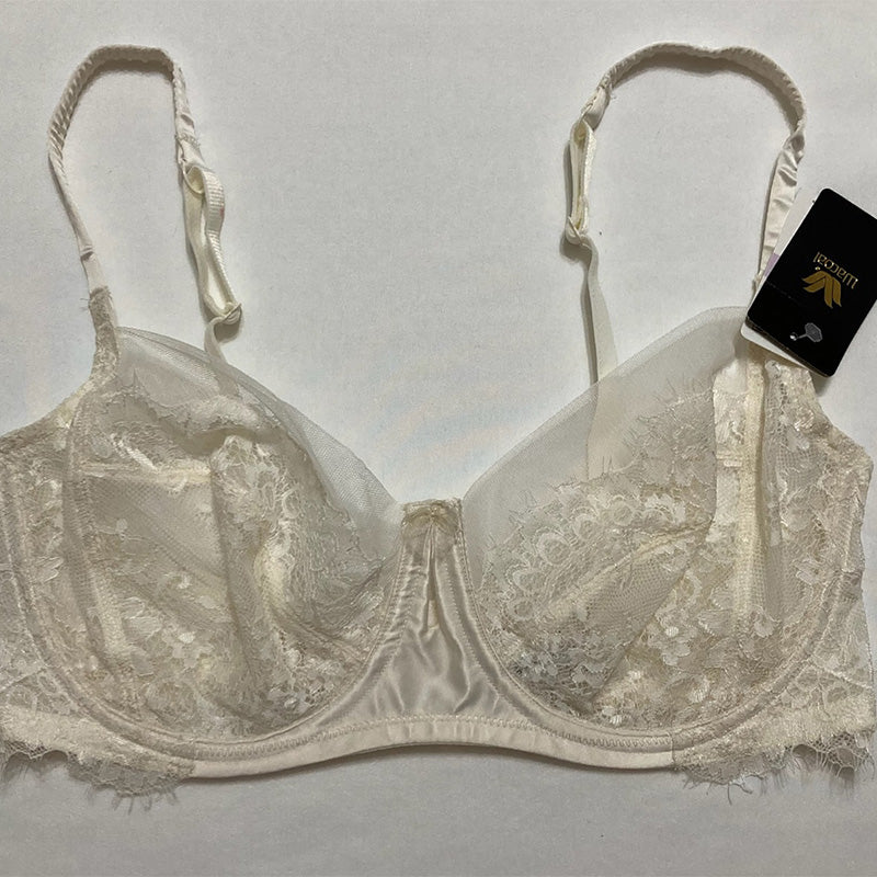 Wacoal Center Stage Underwire Bra Egret Off White 34D