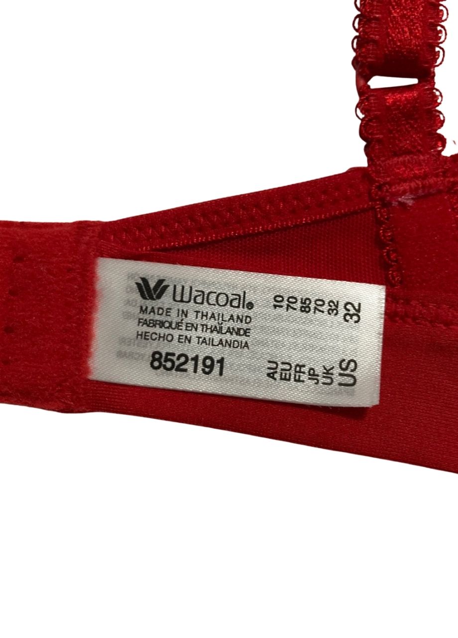 WACOAL Embrace Lace Convertible Plunge Soft Cup Wireless Bra RED 32