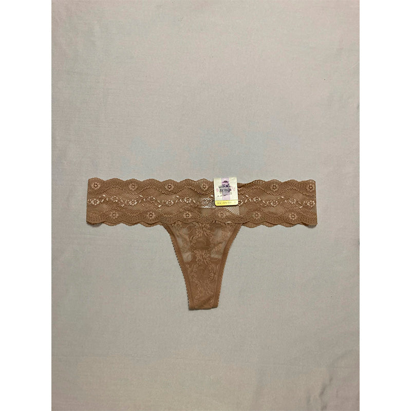 b.tempt'd by Wacoal womens Lace Kiss Panty Thong Panties Blue Natural M