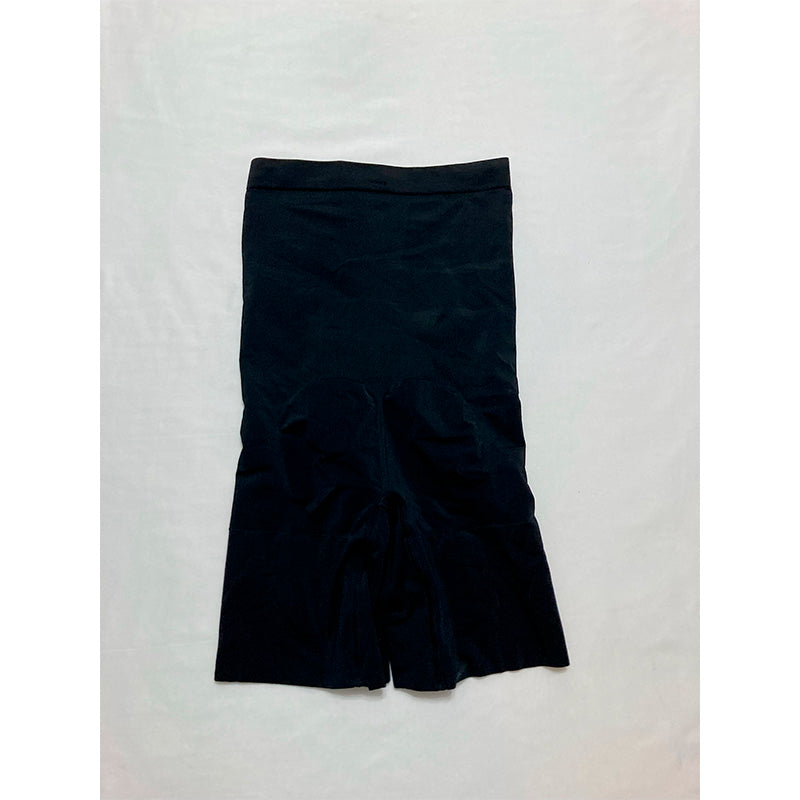 SPANX Shapewear Oncore High-Waisted Mid-Thigh Short Very Black MD