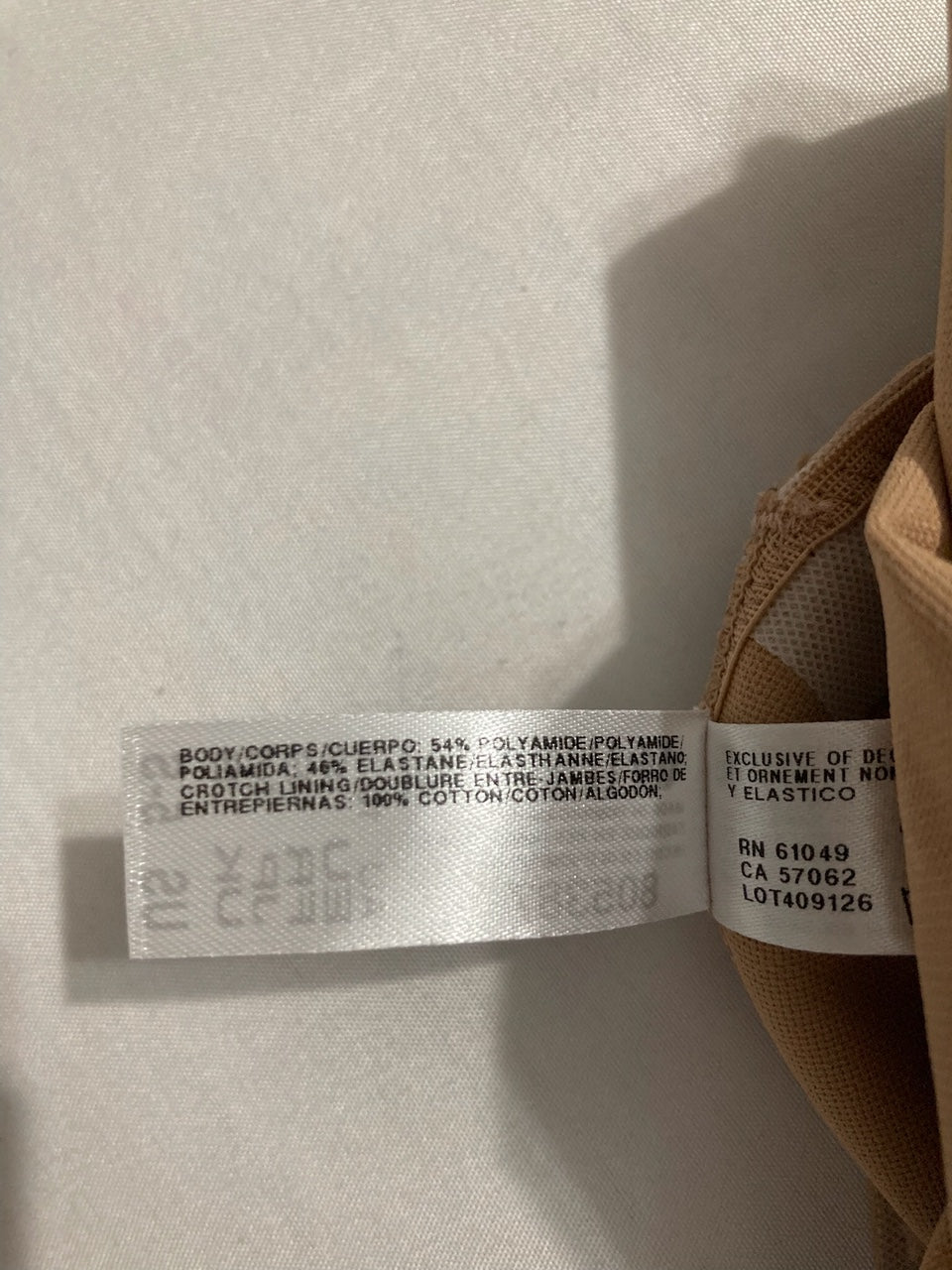 WACOAL Shape Revelation Hourglass Low V Back Thigh Shaper BEIGE S