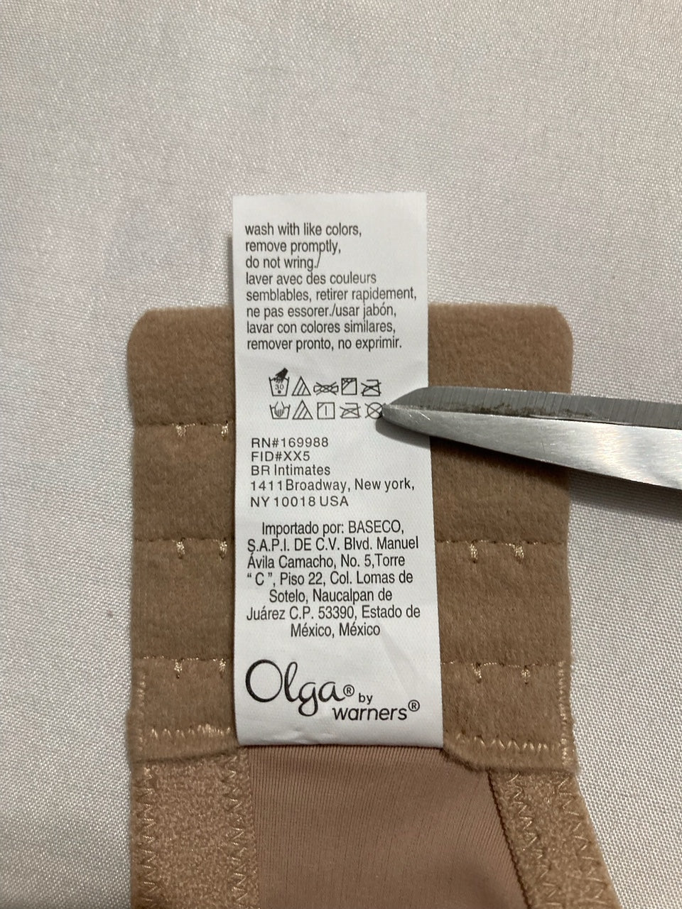 OLGA Support Cushioned Underwire Support and Comfort Underwire BEIGE 40C