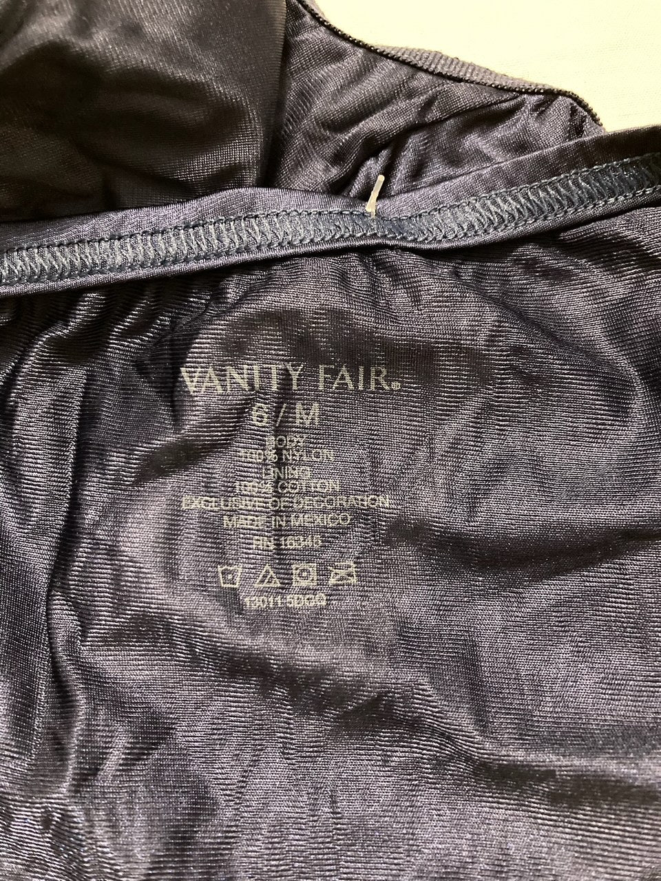 VANITY FAIR Perfectly Yours Lace Nouveau Brief Panty NAVY M