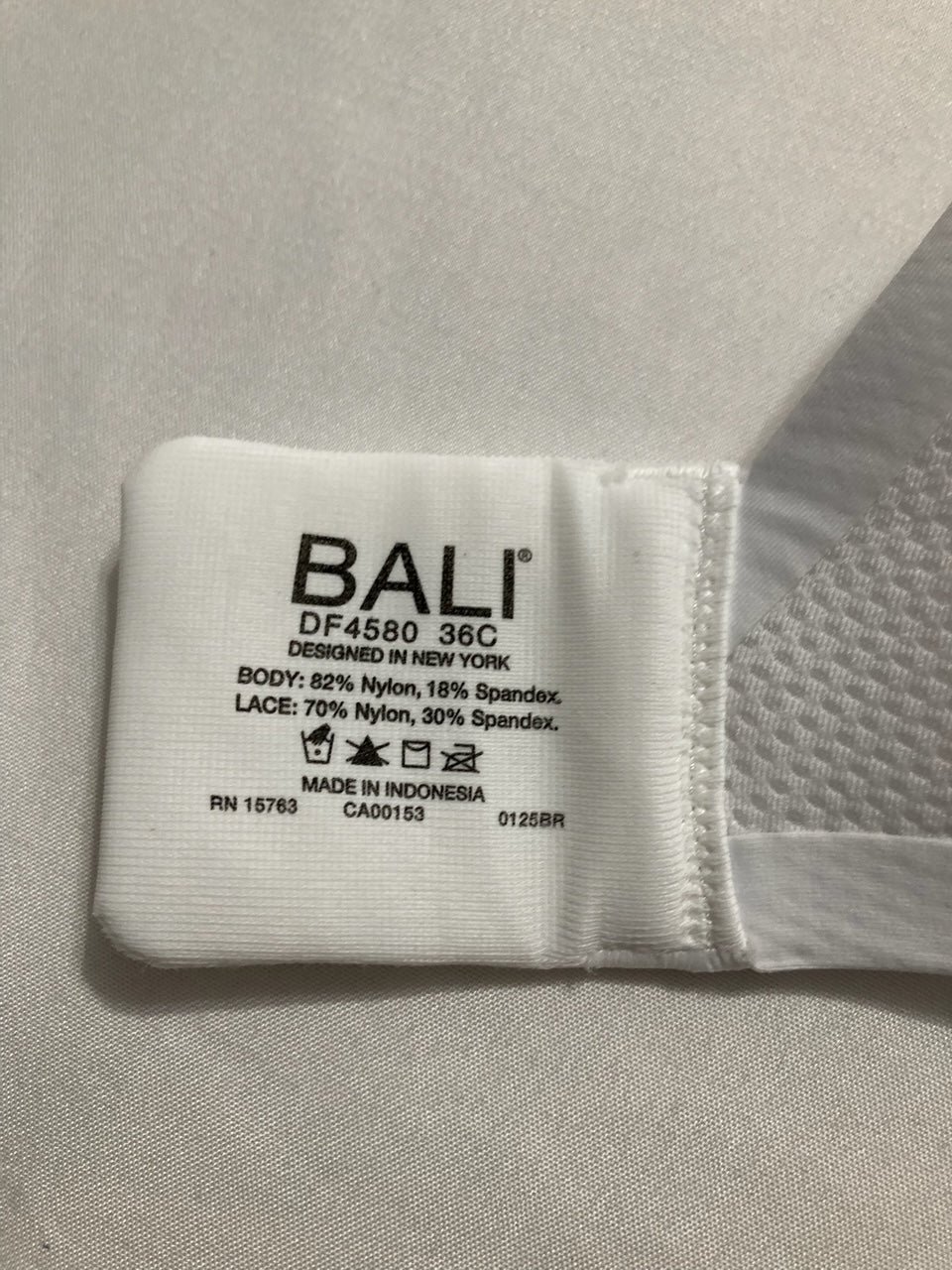 BALI Underwire Lace Bra, Our Coolest Smoothing T-Shirt WHITE 36C
