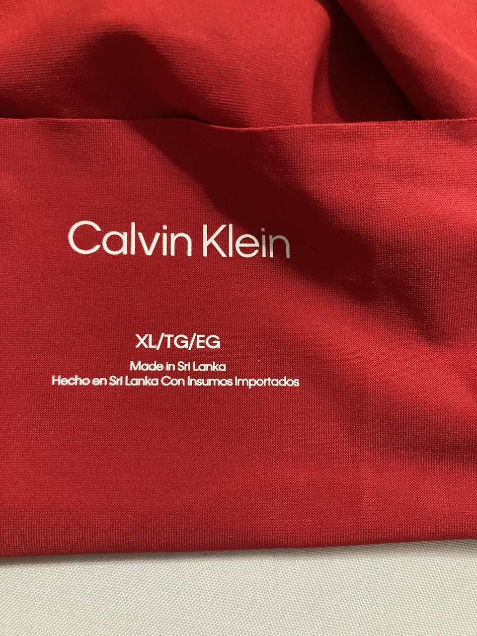 CALVIN KLEIN Invisibles Hipster Briefs RED XL