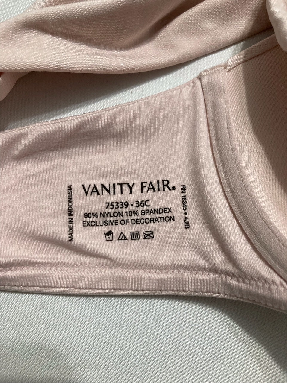 VANITY FAIR Illumination Full Coverage Underwire Bra NUDE 36C