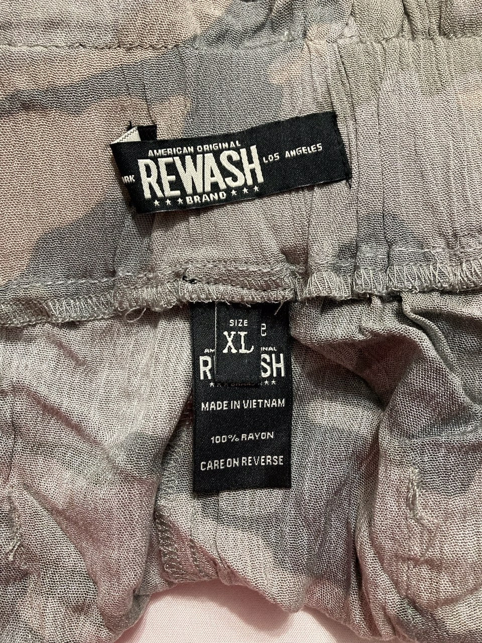 REWASH American Original Juniors' Camo-Printed Paperbag Shorts GREEN XL