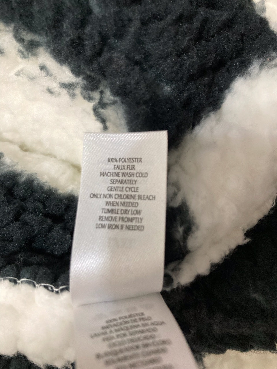 SANCTUARY Belted Checkered Fleece Robe WHITE/BLACK L/XL