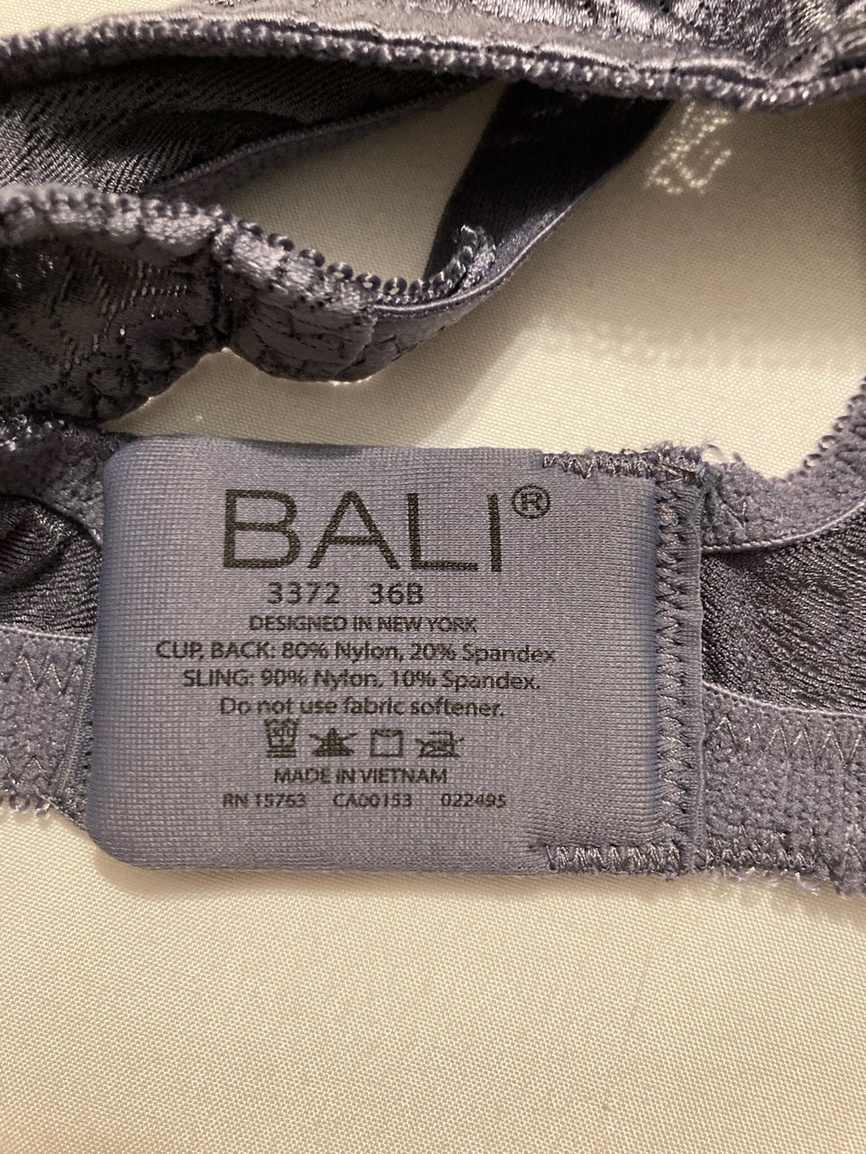 BALI Double Support Wireless, Lace Bra with Stay-in-Place Straps PRIVATE JET 36B