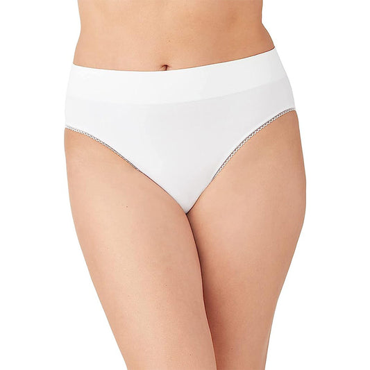 NWD Wacoal Feeling Flexible Seamless Hi Cut Panty White S