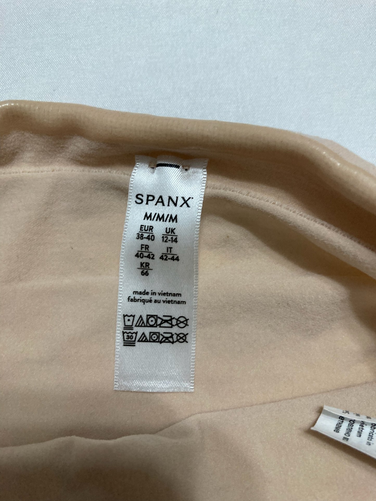 NWD Spanx Everyday Seamless Shaping High-Waisted Brief M
