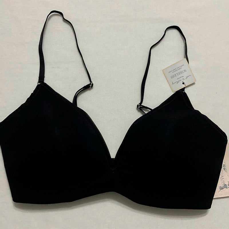 OnGossamer womens Next to Nothing Micro Wireless T Shirt Bra Black 32D
