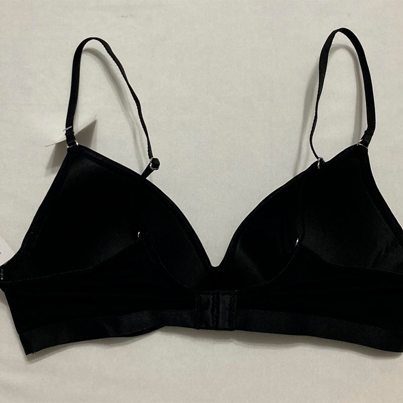 OnGossamer womens Next to Nothing Micro Wireless T Shirt Bra Black 32A
