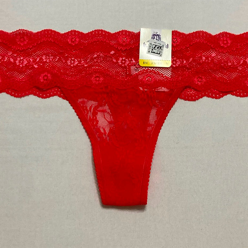 b.tempt'd by Wacoal Women's Lace Kiss Thong Panty Hibiscus M