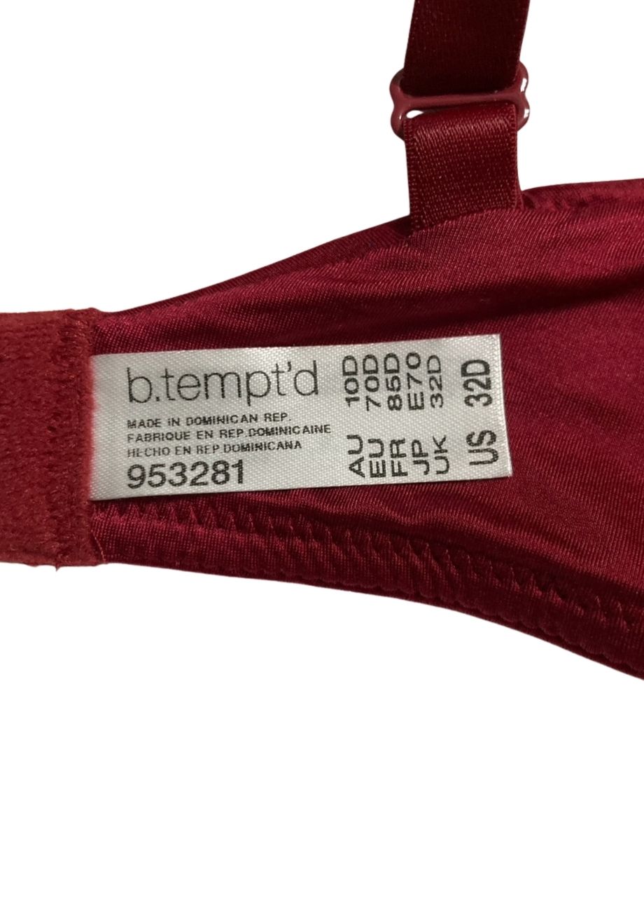 B.TEMPT´D Future Foundation Convertible T-Shirt Bra RED 32D