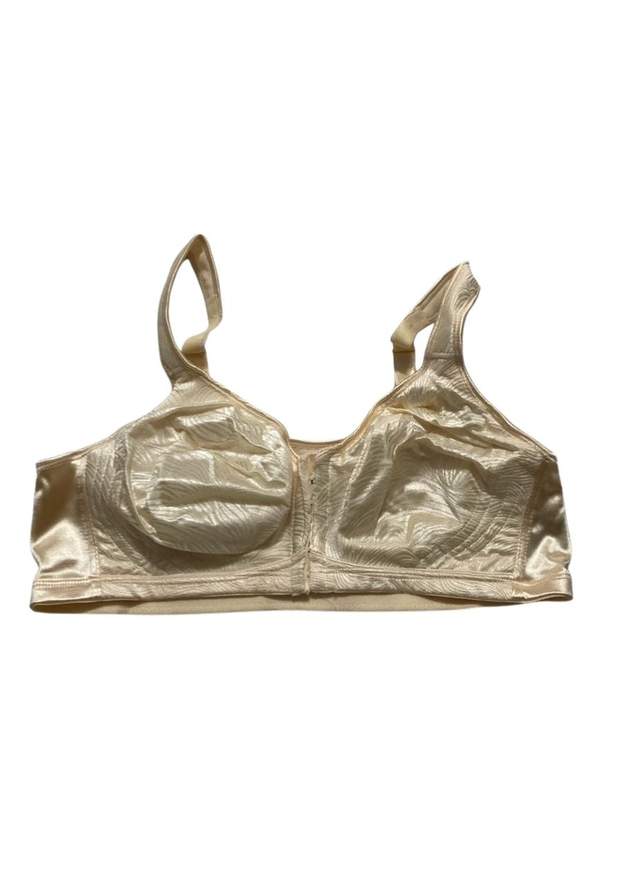 PLAYTEX 18 Hour Plus-Size Bras Available LIGHT BEIGE 42B