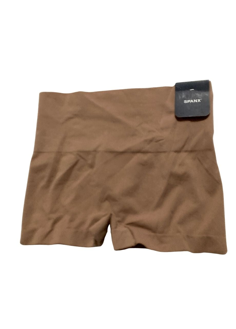 SPANX ExtraOrdinary Boyshort - Sculpting Compression CAFE AU LAIT M