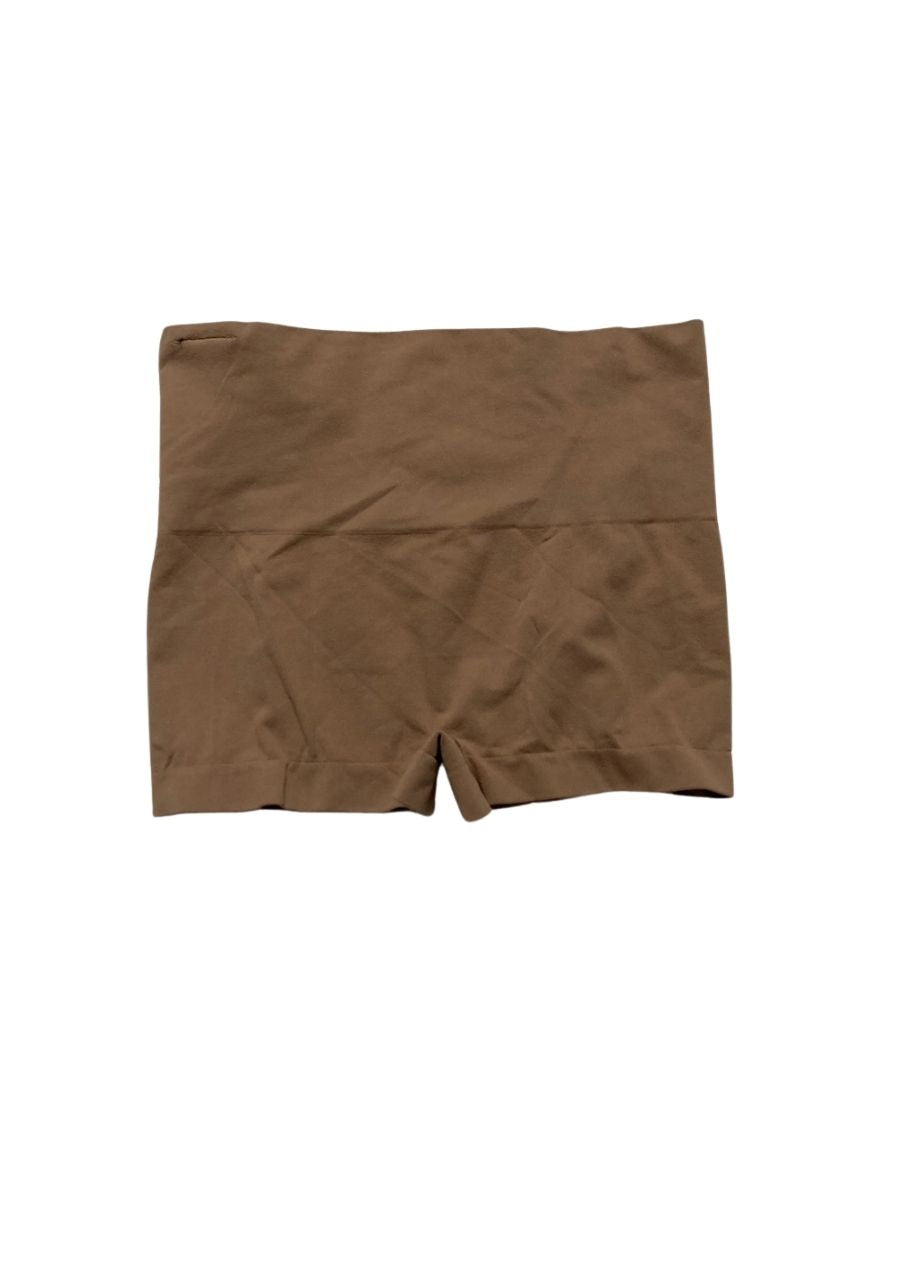 SPANX ExtraOrdinary Boyshort - Sculpting Compression CAFE AU LAIT M