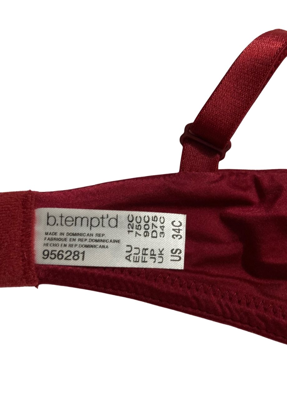 B.TEMPT´D Future Foundation Lightly Padded Wire Free T-Shirt Bra RED 34C