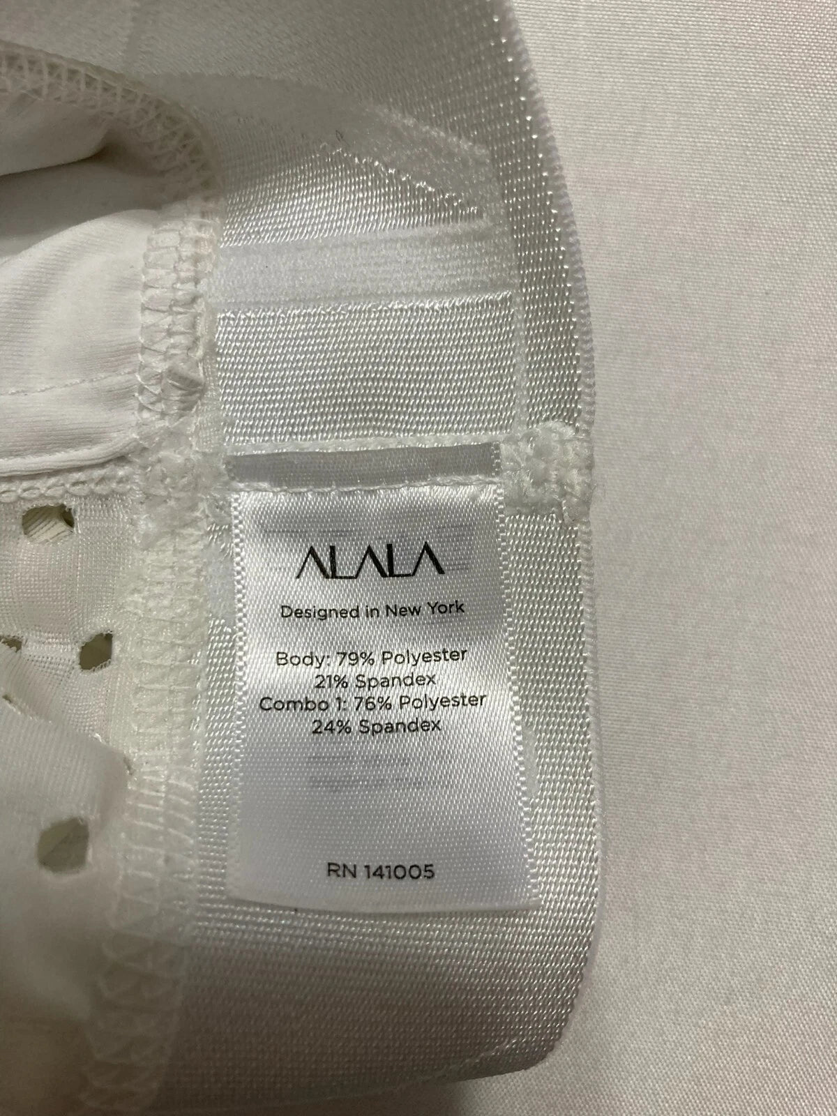 NWD Alala High Neck Sports Bra White XL