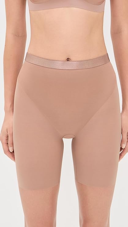 SPANX Mid-Thigh Short CAFE AUI LAIT L