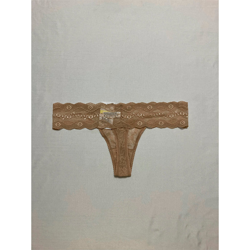 b.tempt'd by Wacoal womens Lace Kiss Panty Thong Panties Blue Natural M