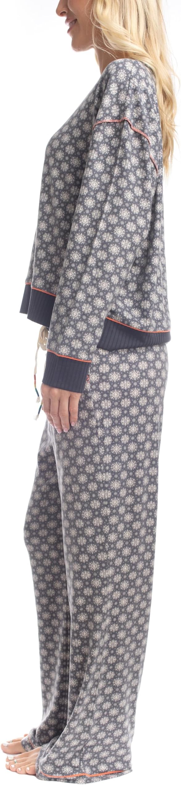 OCEAN PACIFIC Soft Long Sleeve Fleece and Open Leg Pants Pajama set BLACK M