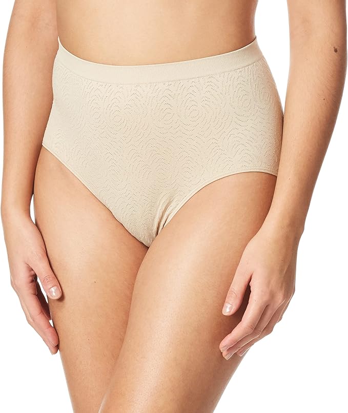 BALI Comfort Revolution Seamless Brief Panty NUDE 6/7