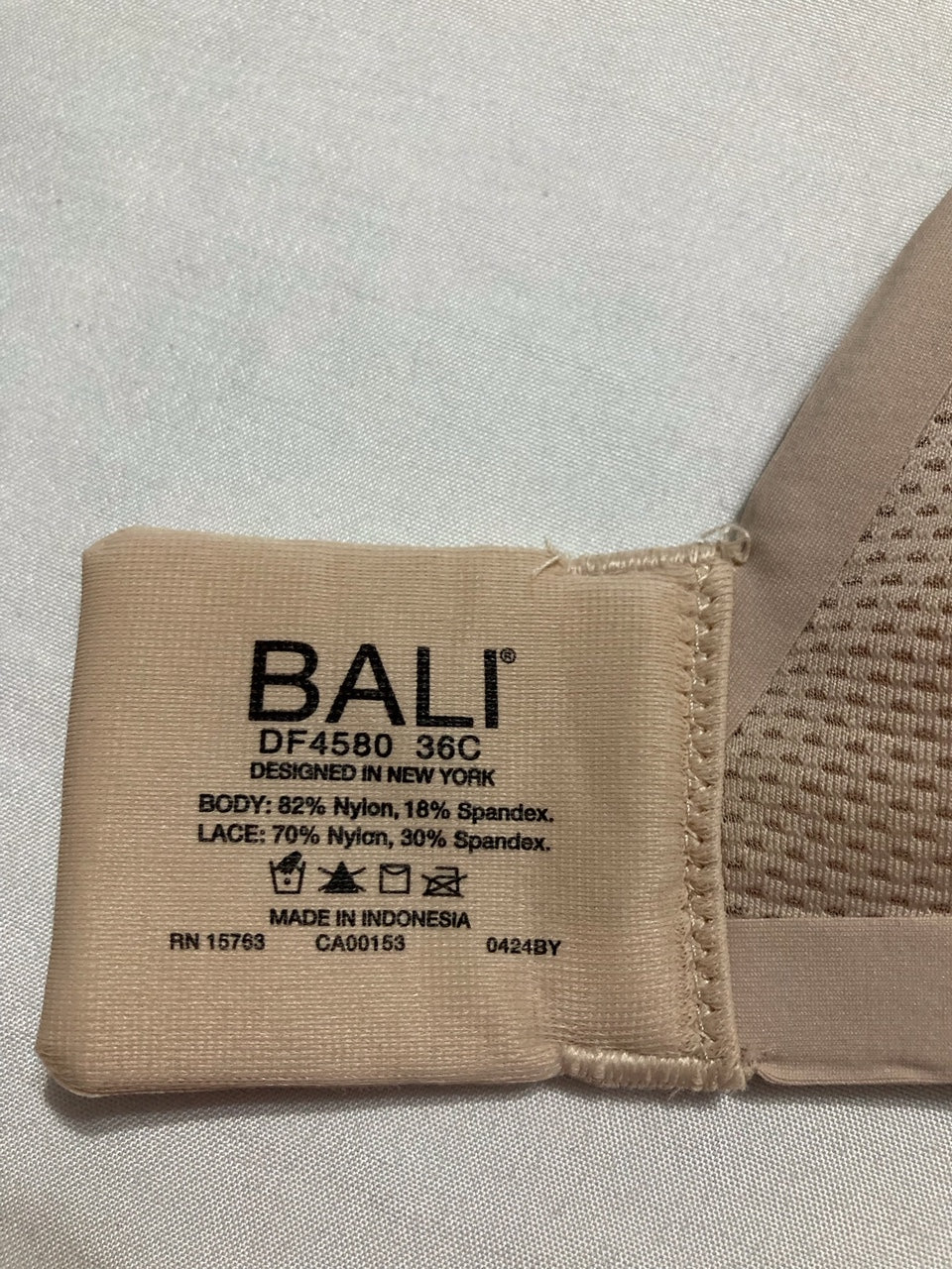 NWD BALI Coolest Smoothing Underwire Convertible Bra BEIGE 36 C