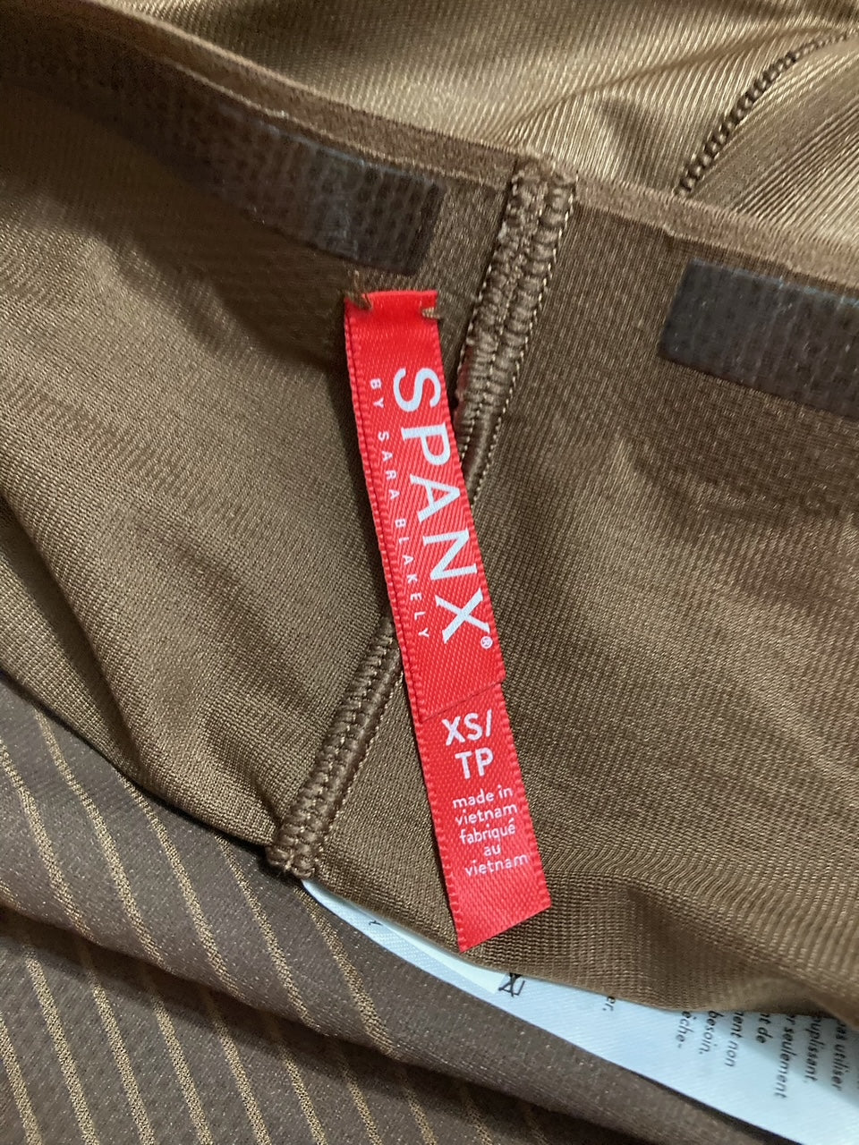 SPANX Invisible High-Waisted Mid-Thigh Shorts CHESTNUT BROWN XS