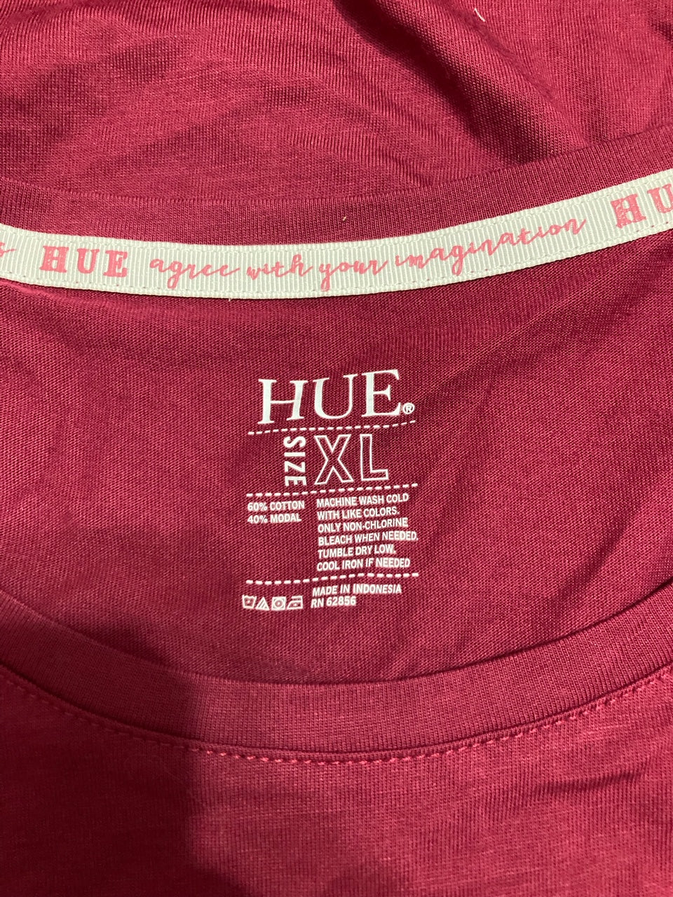 HUE Holiday Sleepwear Set Nightwear RED XL