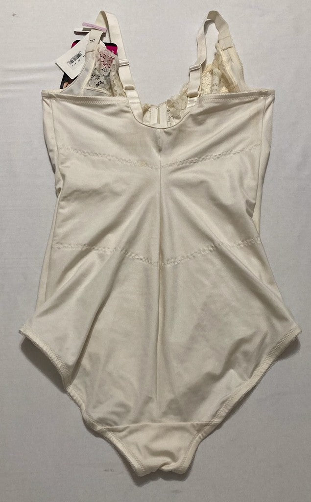 MAIDENFORM Ultra Firm Body Shaper With Built-in Underwire Bra NUDE 40D