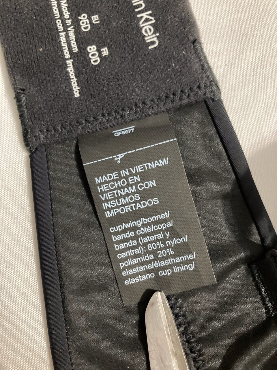 CALVIN KLEIN Perfectly Fit Strapless Convertible Push-Up Bra BLACK 36D