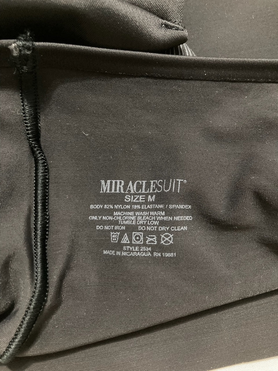 MIRACLESUIT Light Shaping Waistline Brief BLACK M