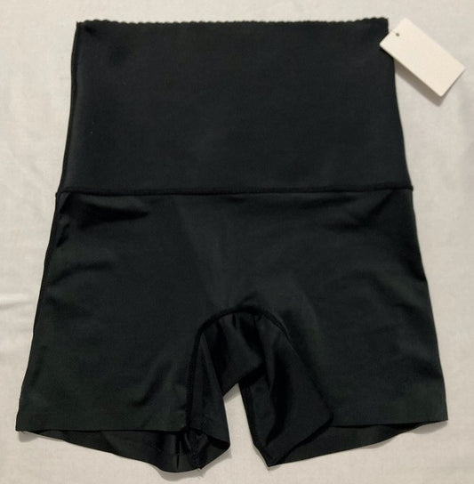 KATHY IRELAND Hi-Waisted Seamless Shaping Short BLACK M