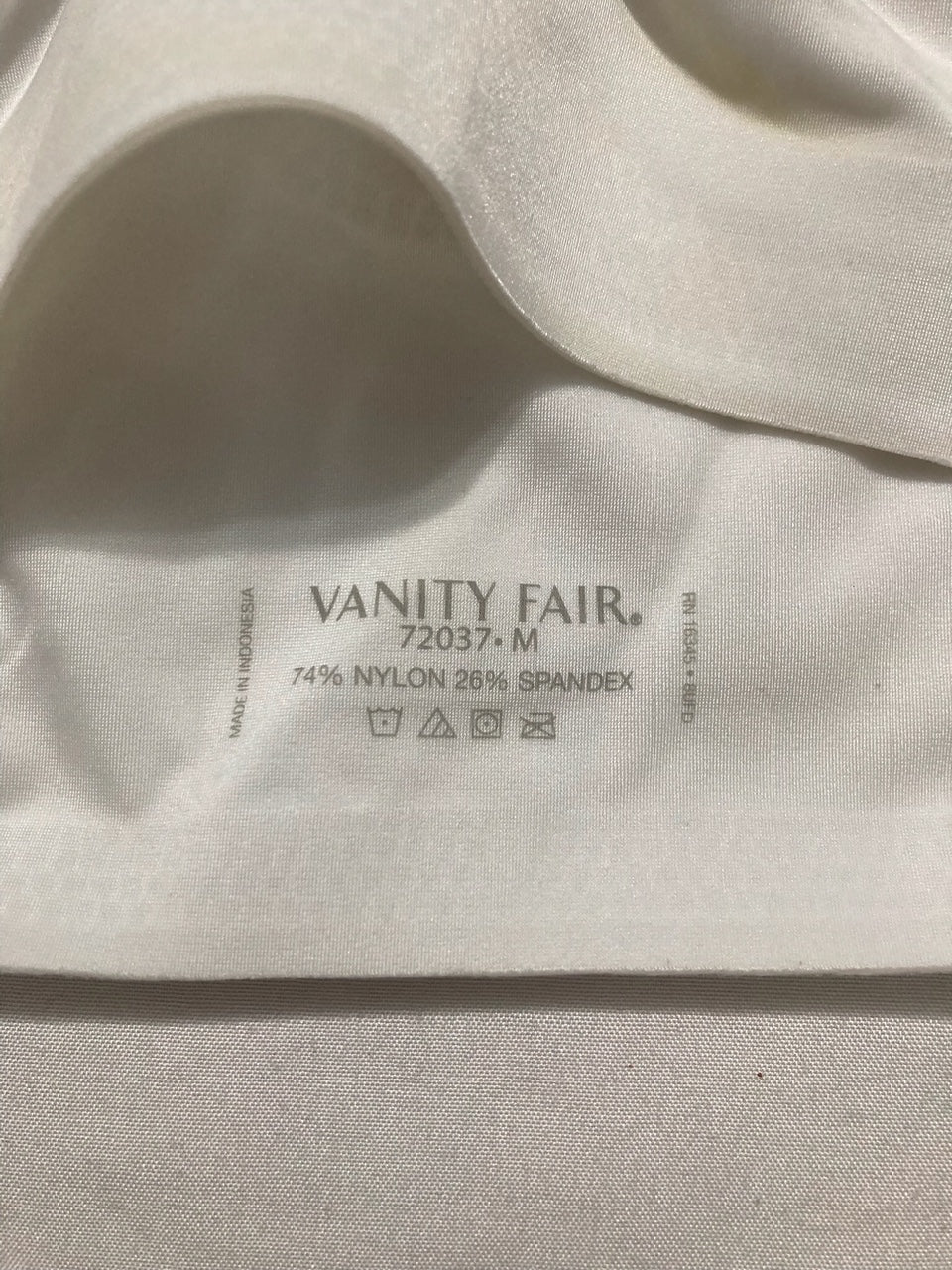 NWD VANITY FAIR Beyond Comfort Sleek and Smooth Wireless Bra WHITE M