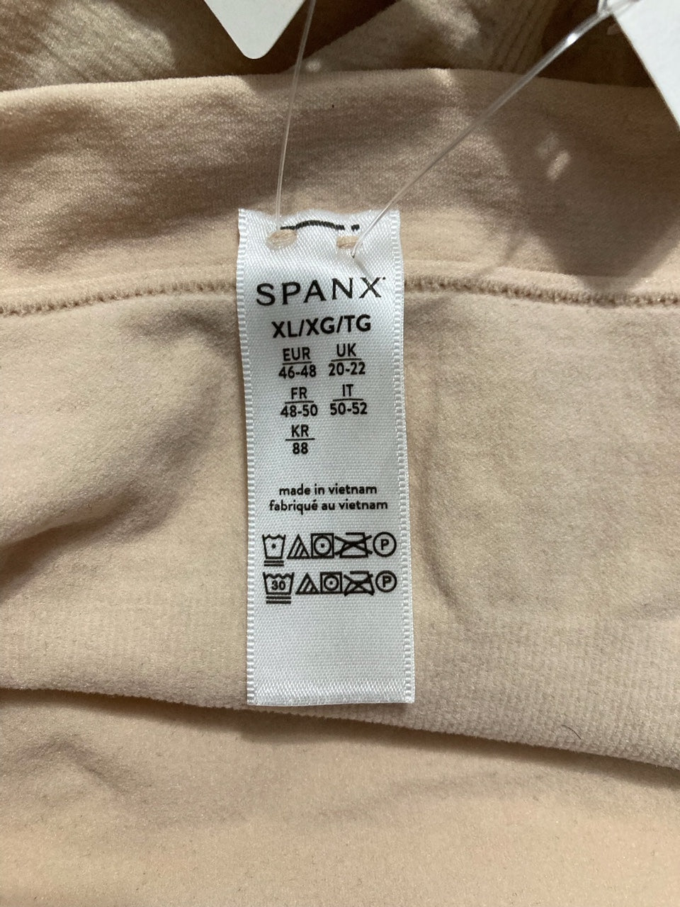 NWD SPANX SPANXsculpt OnCore Mid-Thigh Short NUDE M