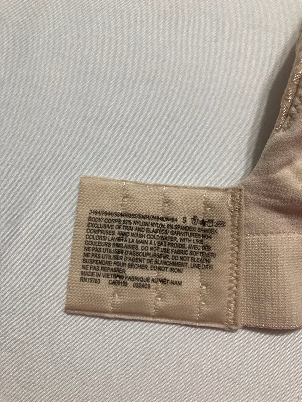 BALI Wireless Bra Comfort Revolution Seamless T-Shirt ALMOND S