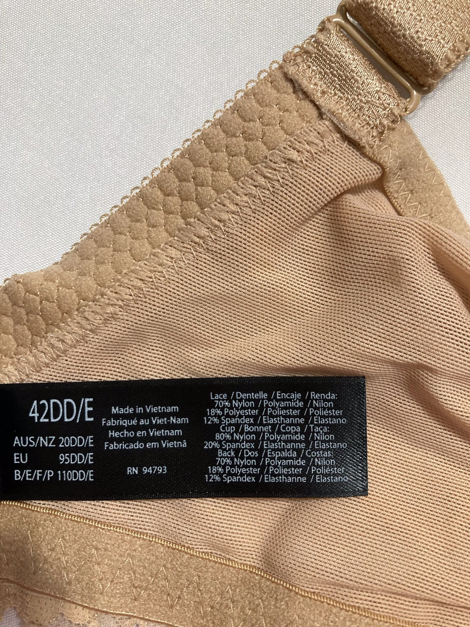 DOMINIQUE Seamless Full Figure Underwire Lingerie NUDE 42DD