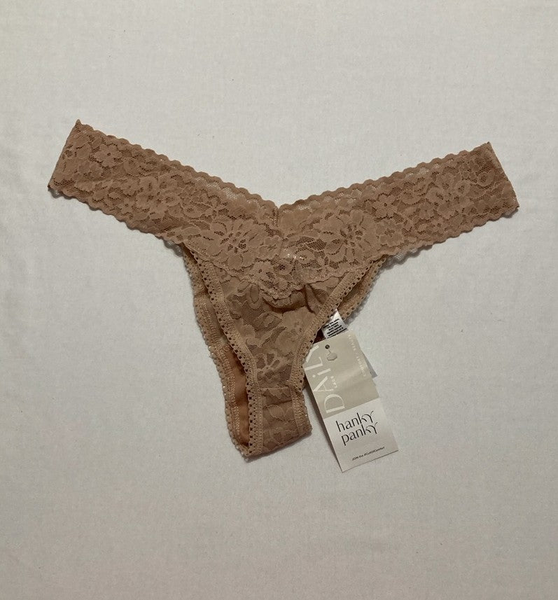 HANKY PANKY Daily Original Rise Thong TAUPE ONE SIZE