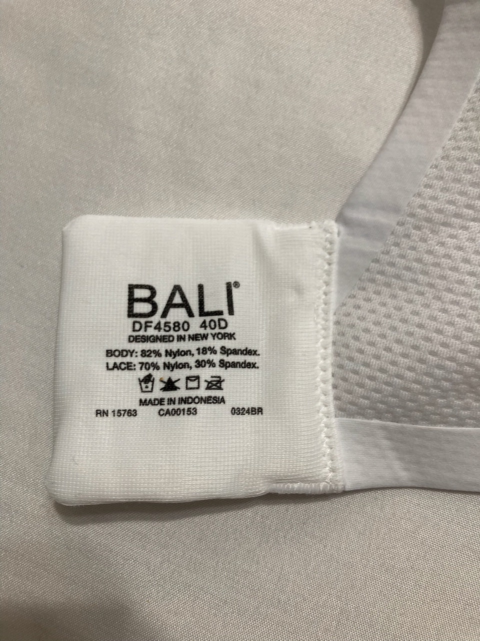 BALI T-Shirt, Coolest Smoothing Underwire WHITE 40D