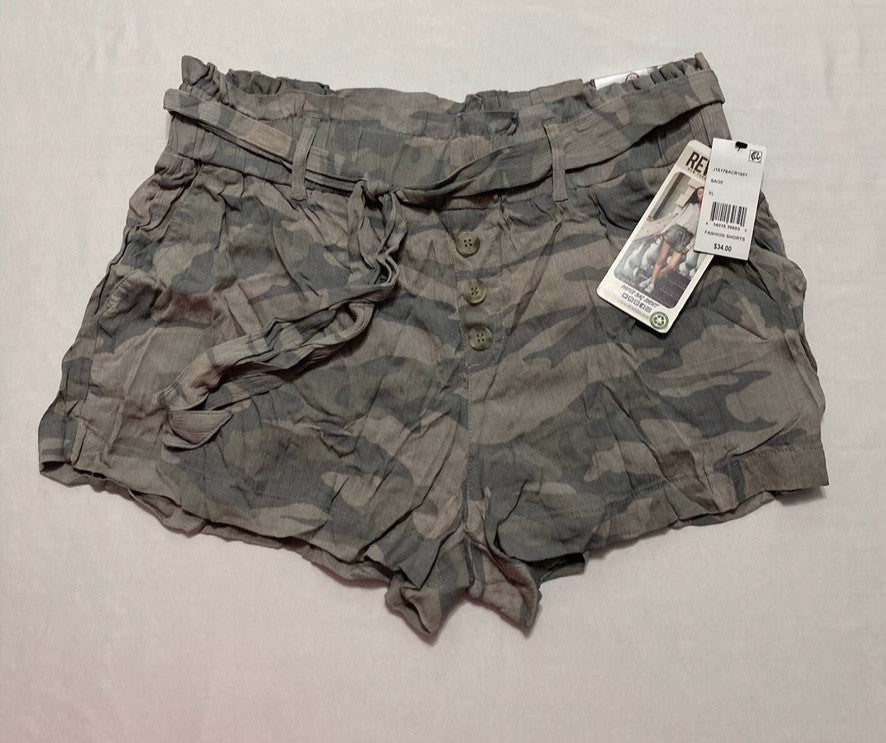 REWASH American Original Juniors' Camo-Printed Paperbag Shorts GREEN XL