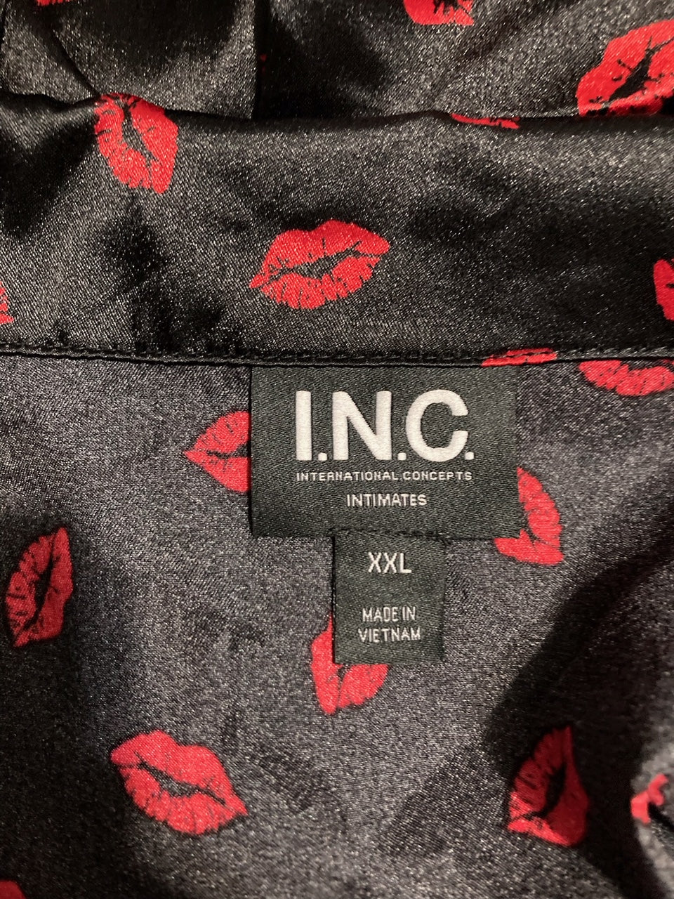 I.N.C Matching Satin Notch Collar Pajama Set BLACK/RED XXL