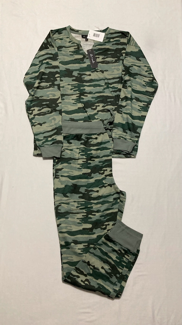 ALI+ANDI Pajama set Green Long Sleeve Top & Bottom Pant Loungewear GREEN XL