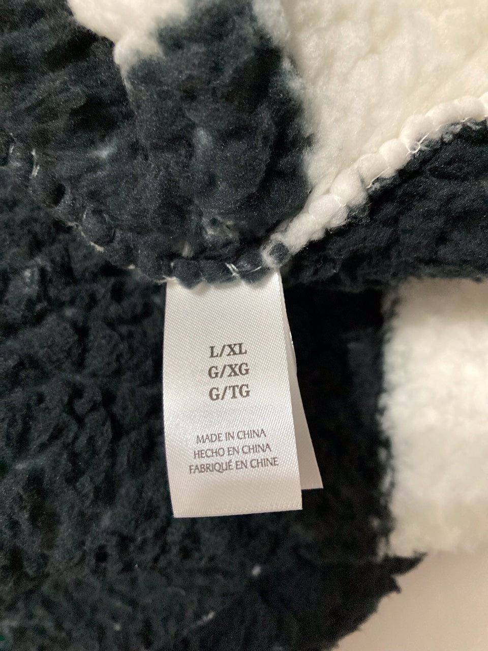 SANCTUARY Belted Checkered Fleece Robe WHITE/BLACK L/XL