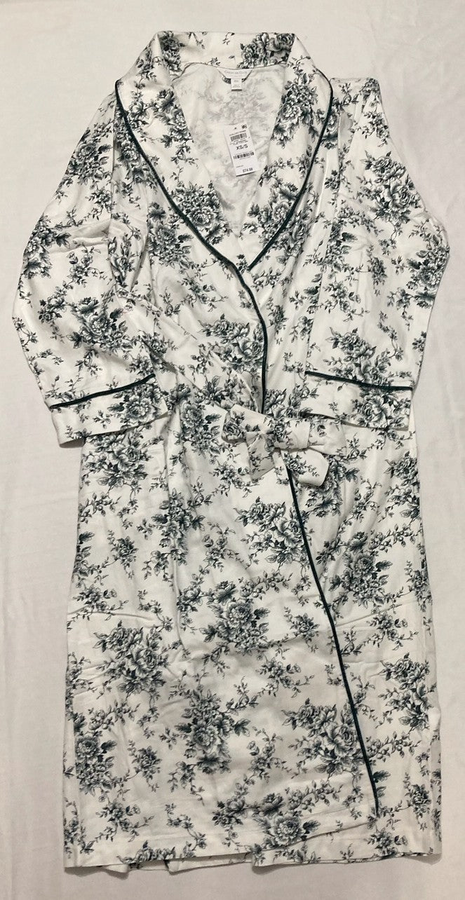 CHARTER CLUB Long Sleeves Floral-Print Flannel Robe FLORAL WHITE XS/S