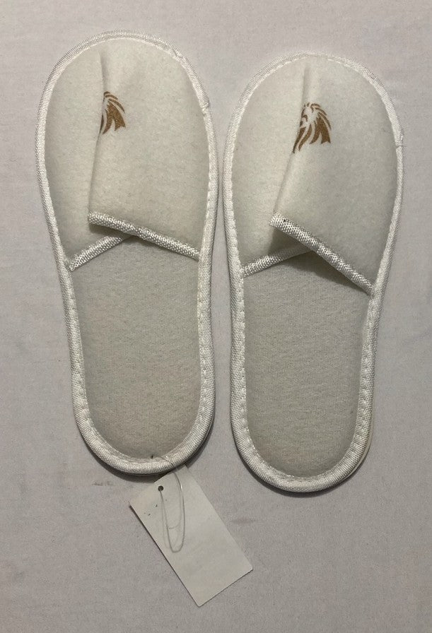 UNBRANDED Hotel Spa Slippers WHITE OS