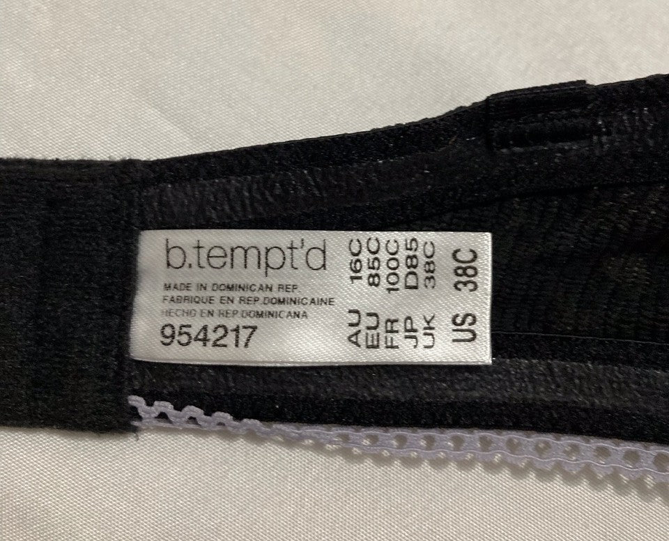 B.TEMPT'D Modern Method Convertible Strapless Bra BLACK 38C