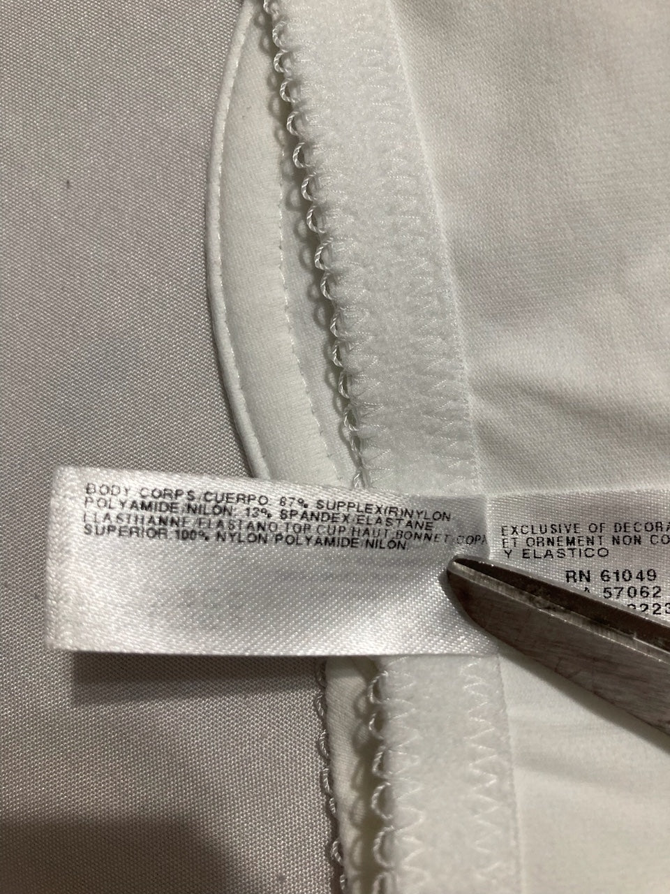 WACOAL Body by Wacoal Unlined Front Close Underwire Racerback Bra WHITE 36DD